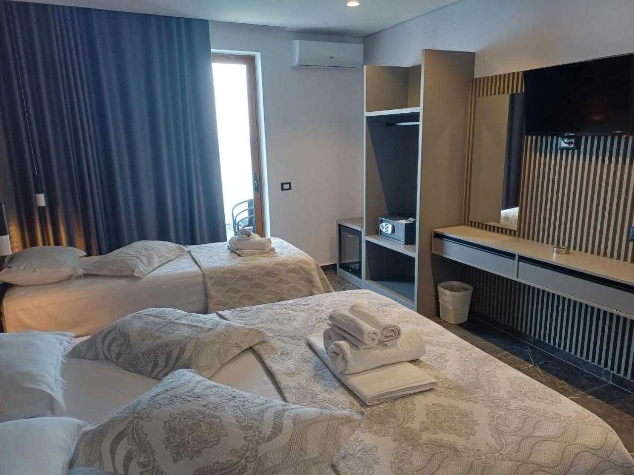 Blue Bay Hotel Sarande Luaran gambar