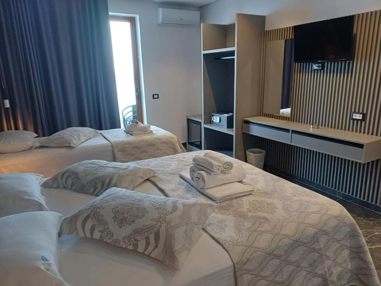 Blue Bay Hotel Sarande Luaran gambar